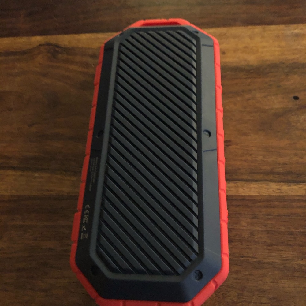 Portable Speaker - Picture 3 of 5